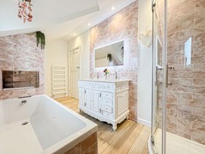 Photo 13- click for photo gallery